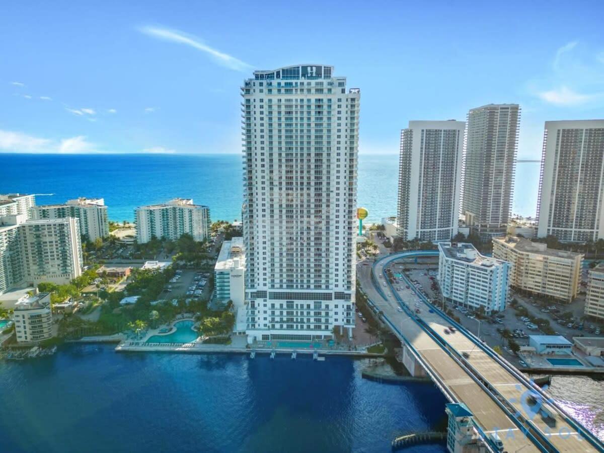 Ferienwohnung Wrap Around Balcony - Insane Views - Amazing Pools Hollywood Exterior foto