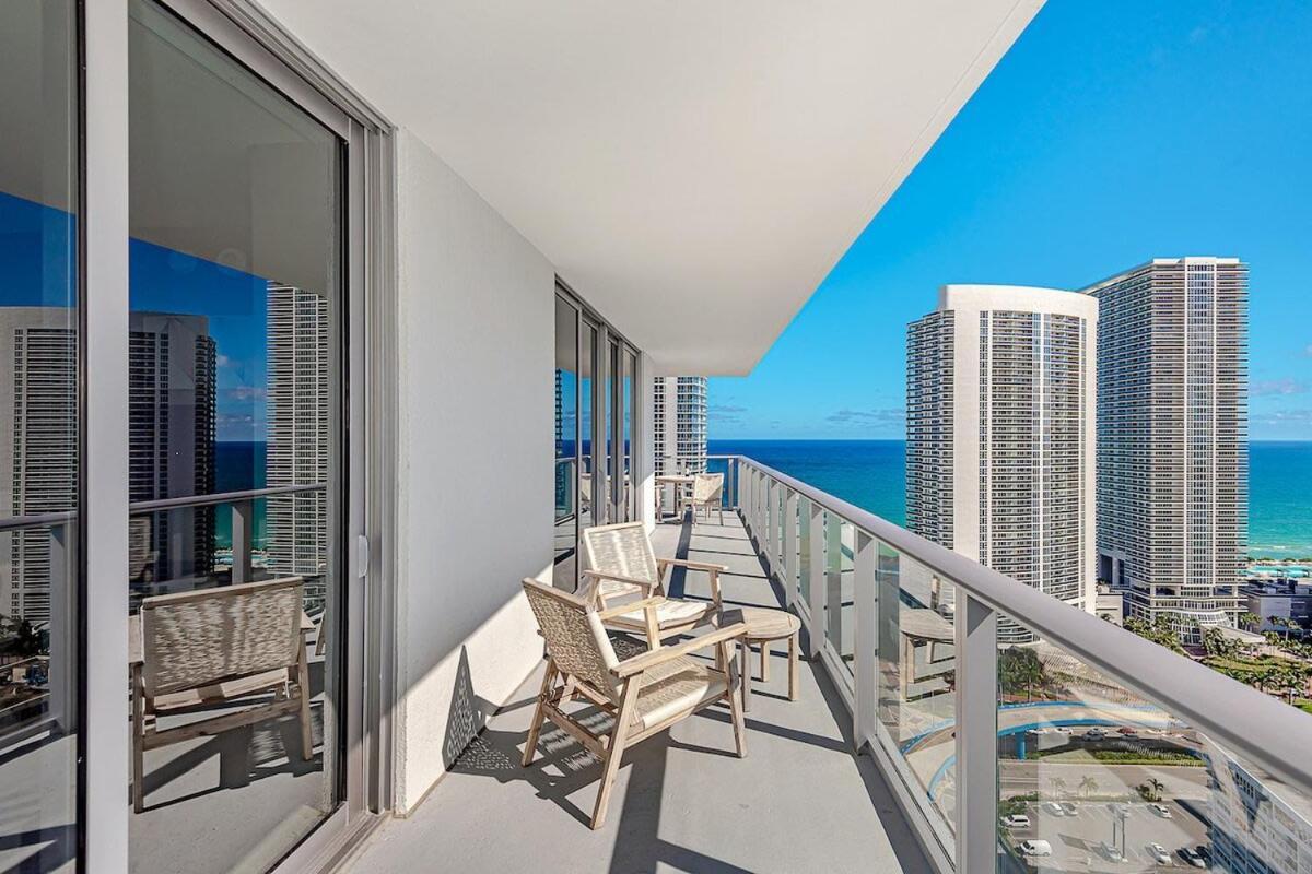 Ferienwohnung Wrap Around Balcony - Insane Views - Amazing Pools Hollywood Exterior foto
